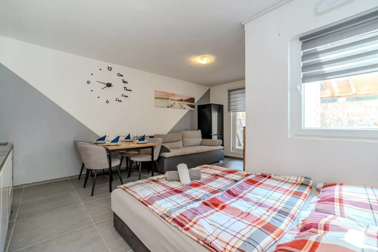 Apartments Robi & Kristina - Studio Apartment with Terrace S2