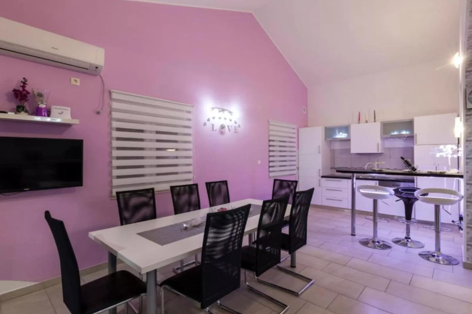 Villa Ava - Five Bedroom Villa with Swimming pool-Salle à manger