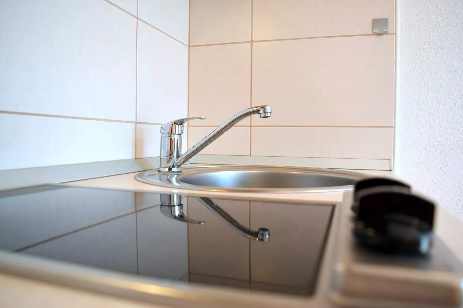 Apartments Gracin - One Bedroom Apartment with Terrace (A1)-Kitchen
