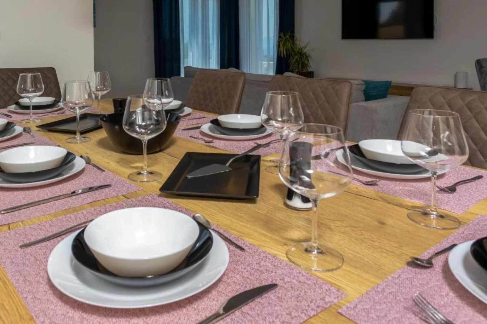 Villa Fran - Four Bedroom Villa with Private Pool-Esszimmer