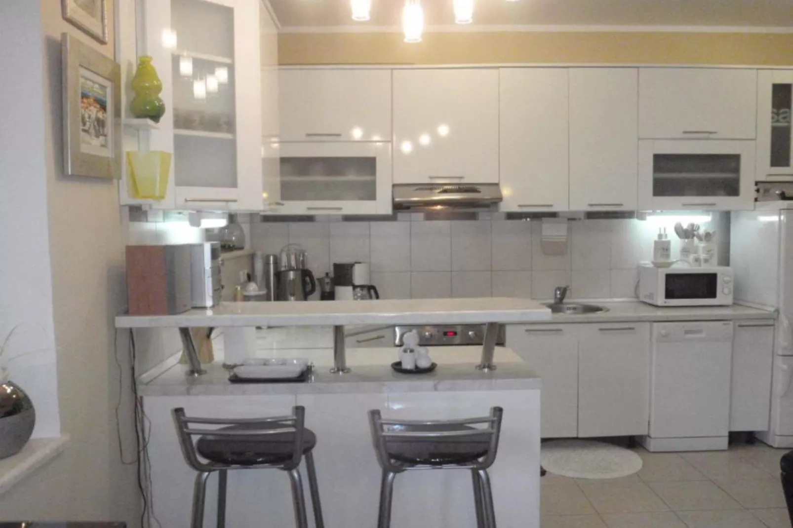 Apartment Plaza - One Bedroom Apartment With Sea View-Kitchen