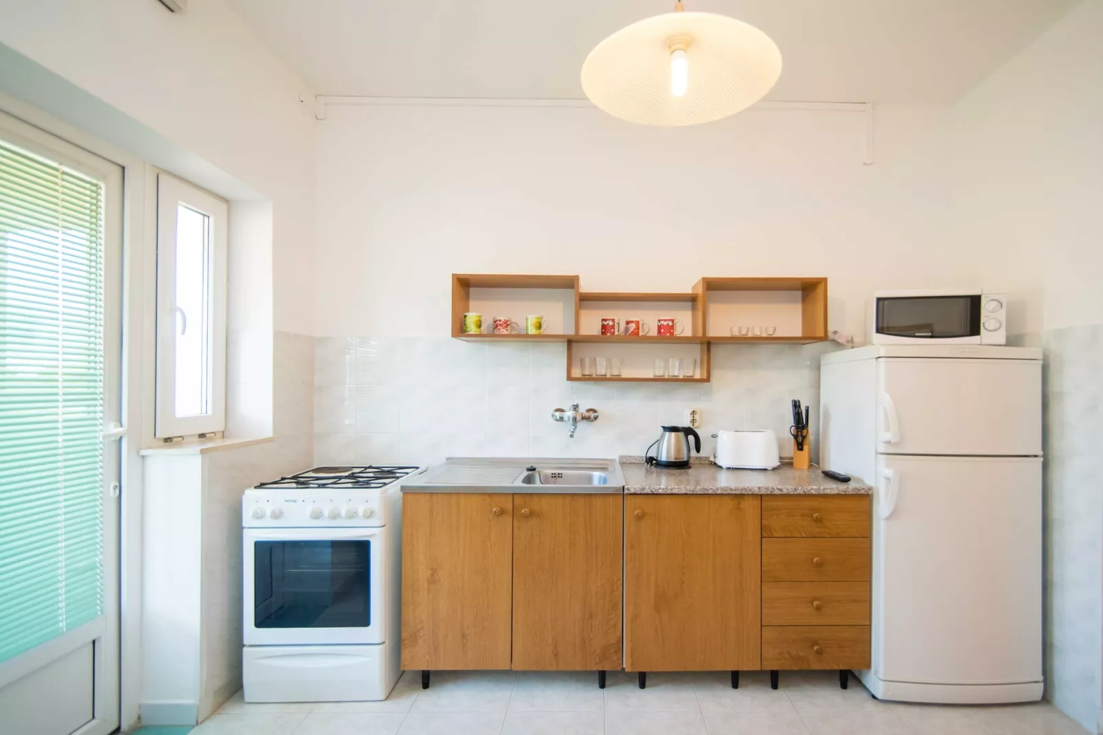 Comfortable Kastel Stafilic Apartment with Balcony - Two Bedroom Apartment with Balcony and Sea View-Wohnzimmer