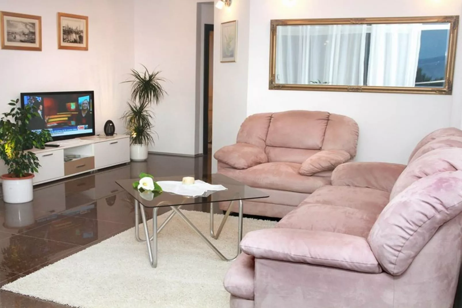 Okrug Gornji Luxurious Escape Villa with Pool - Five Bedroom Villa with Pool-Living room
