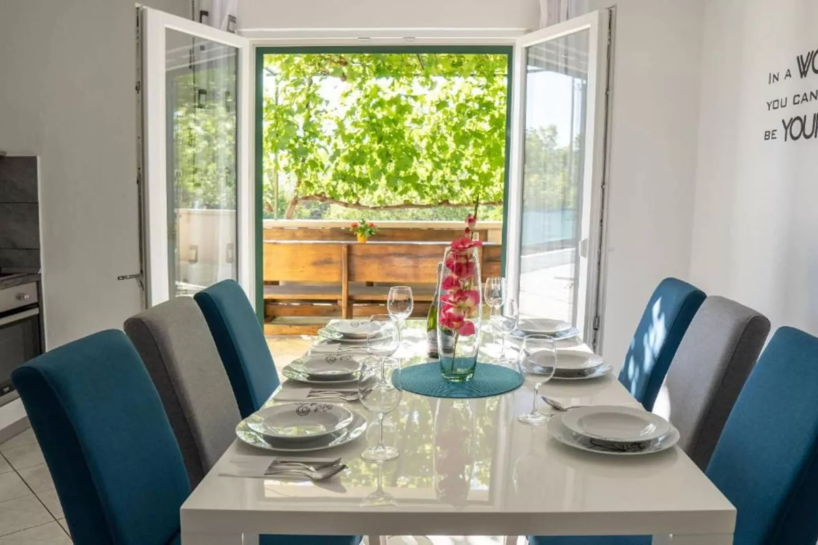 Tranquil Oasis Holiday Home Primorski Dolac with Pool - Three Bedroom Holiday Home with Pool-Dining room