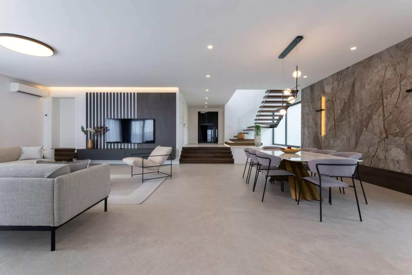Moonlit Mirage Villa with Pool, Gym and Sauna - Five Bedroom Villa with Pool