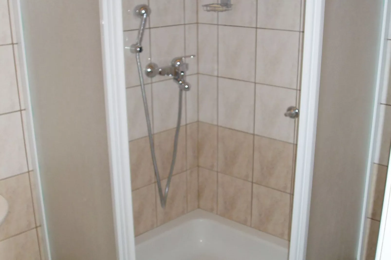 Apartments Bionda Senj - One Bedroom Apartment with Terrace 2-Salle de bain