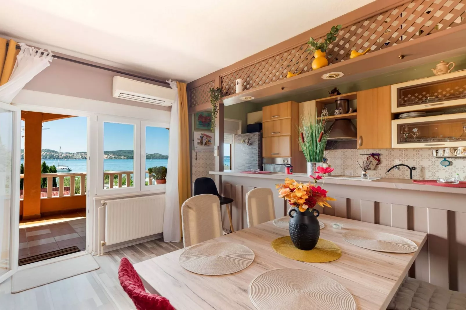 Luxury Seget Donji Apartments with Terrace and Sea View - Three Bedroom Apartment with Terrace and Sea View-Cuisine