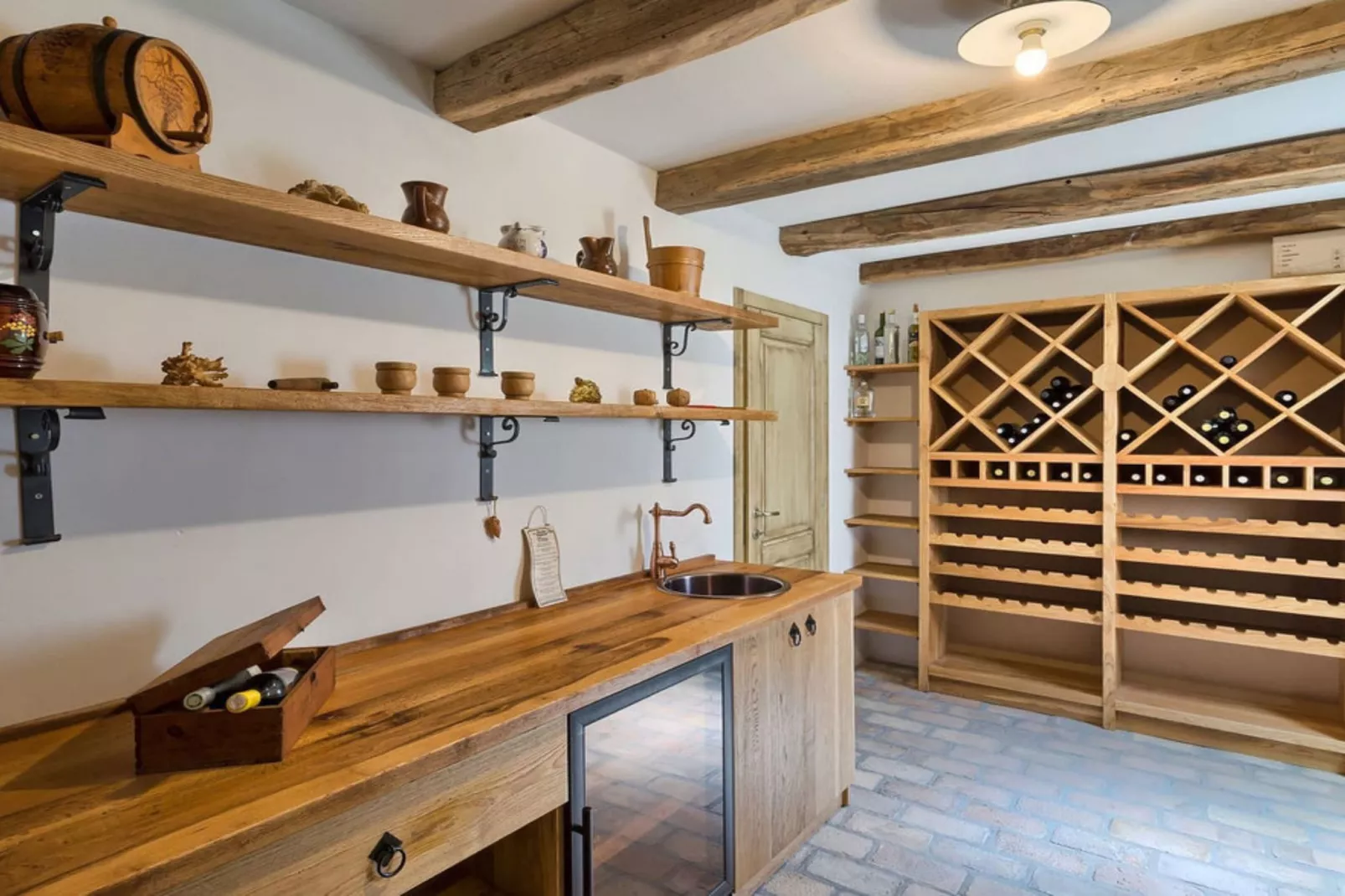 Authentic Villa Banić - Four Bedroom Villa With Pool-Küche