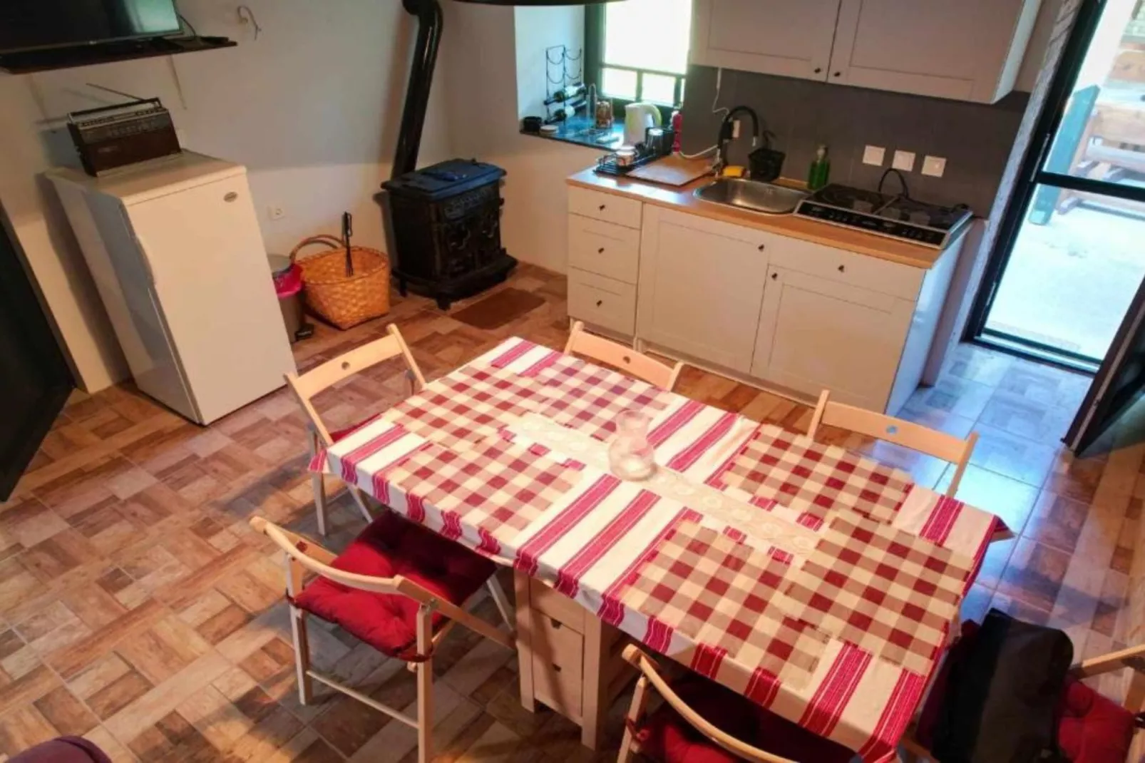 Holiday Home Saniv-Cuisine