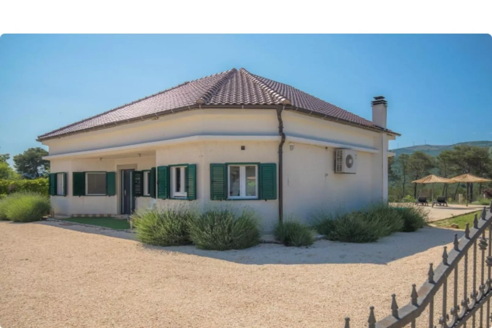 Villa P