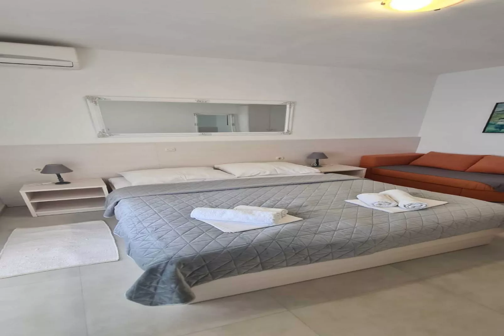 Apartment 8-Chambre