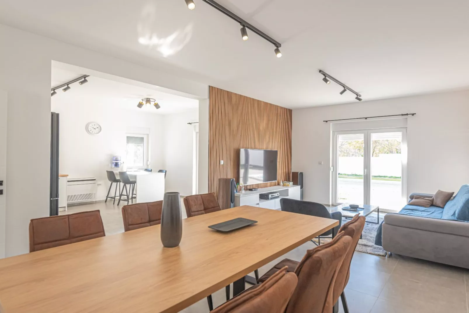 Holiday Home Iva - Three Bedroom  Holiday Home-Wohnzimmer