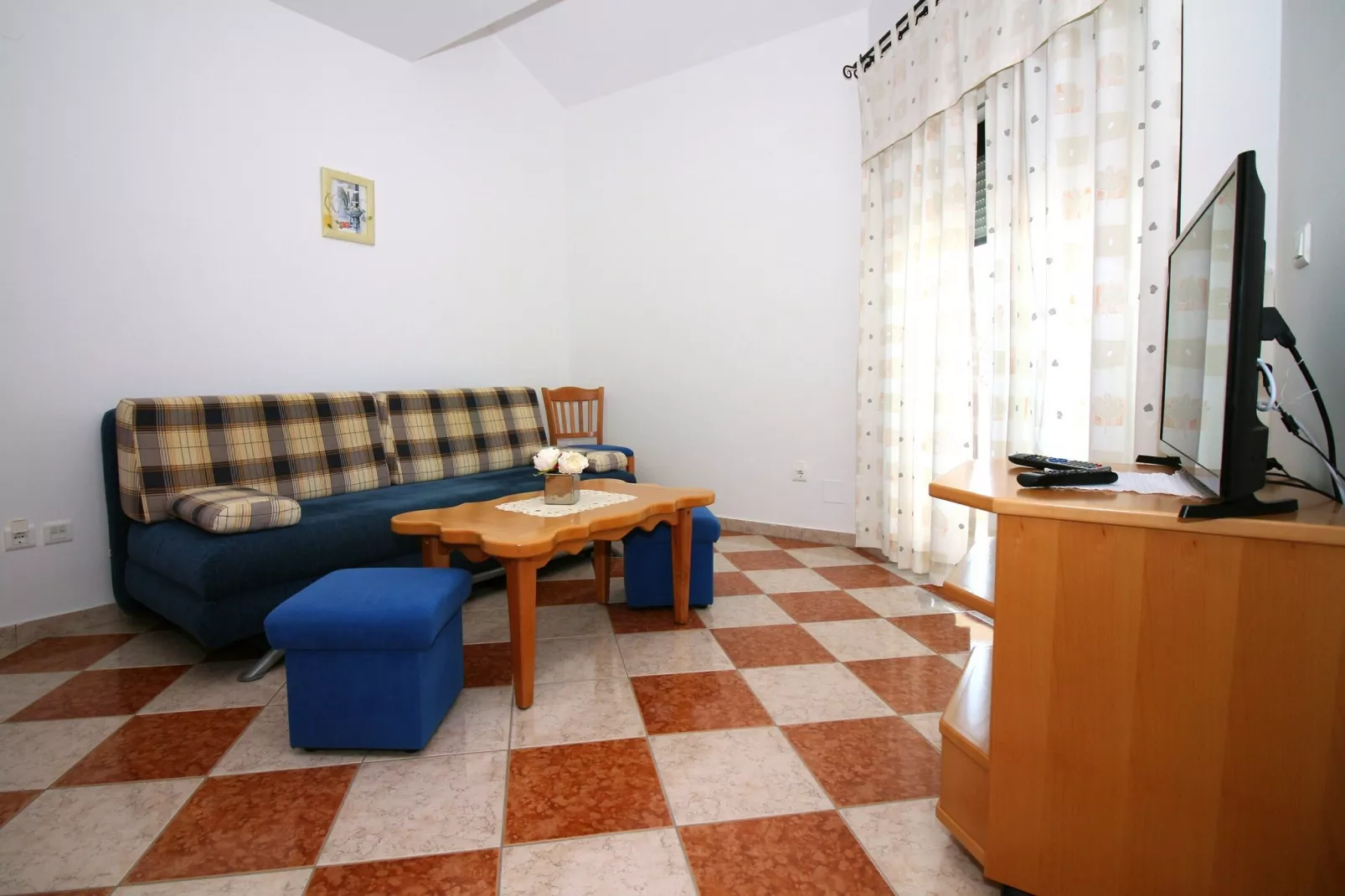 Zadar Coastal Haven - One Bedroom Apartment With Sea View-Salon
