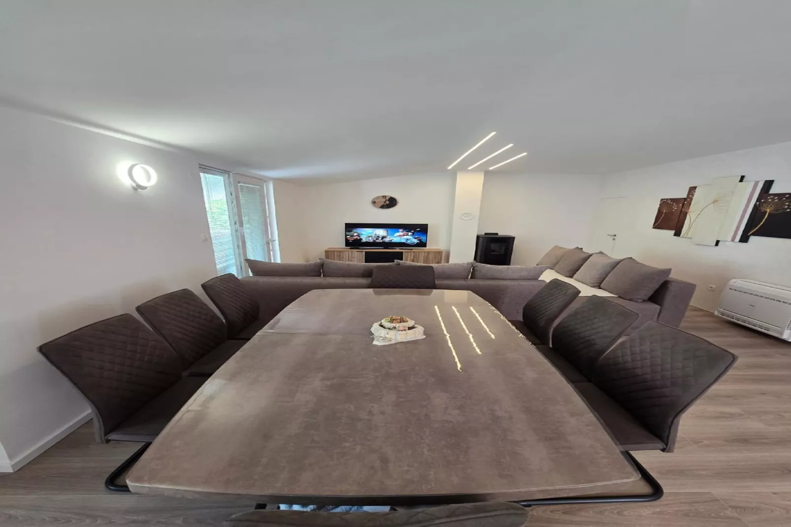 Apartments Ivankovic - Two Bedroom Apartment with Terrace-Living room