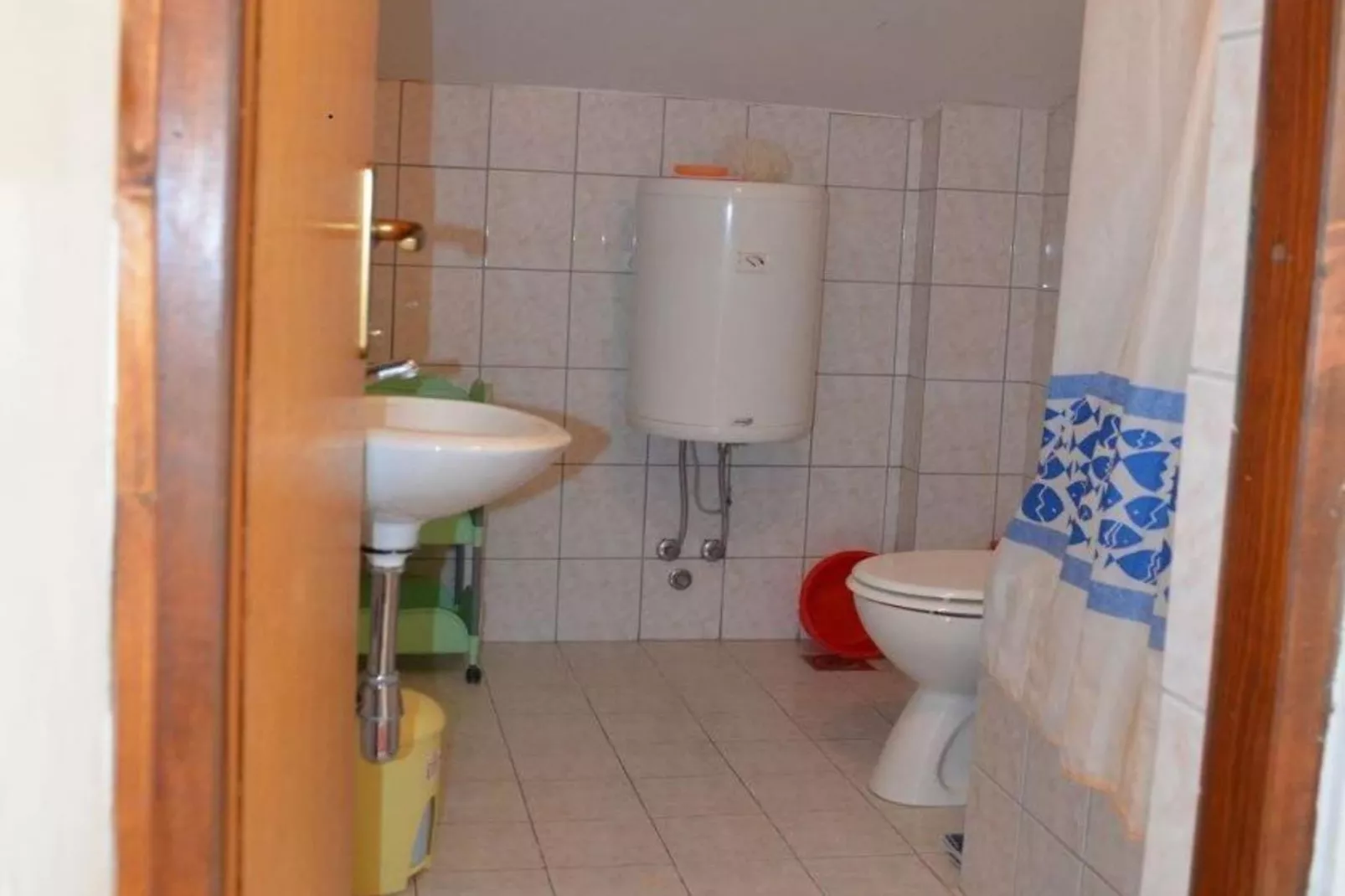 Two Bedroom Apartment with Terrace and Sea View 5-Salle de bain