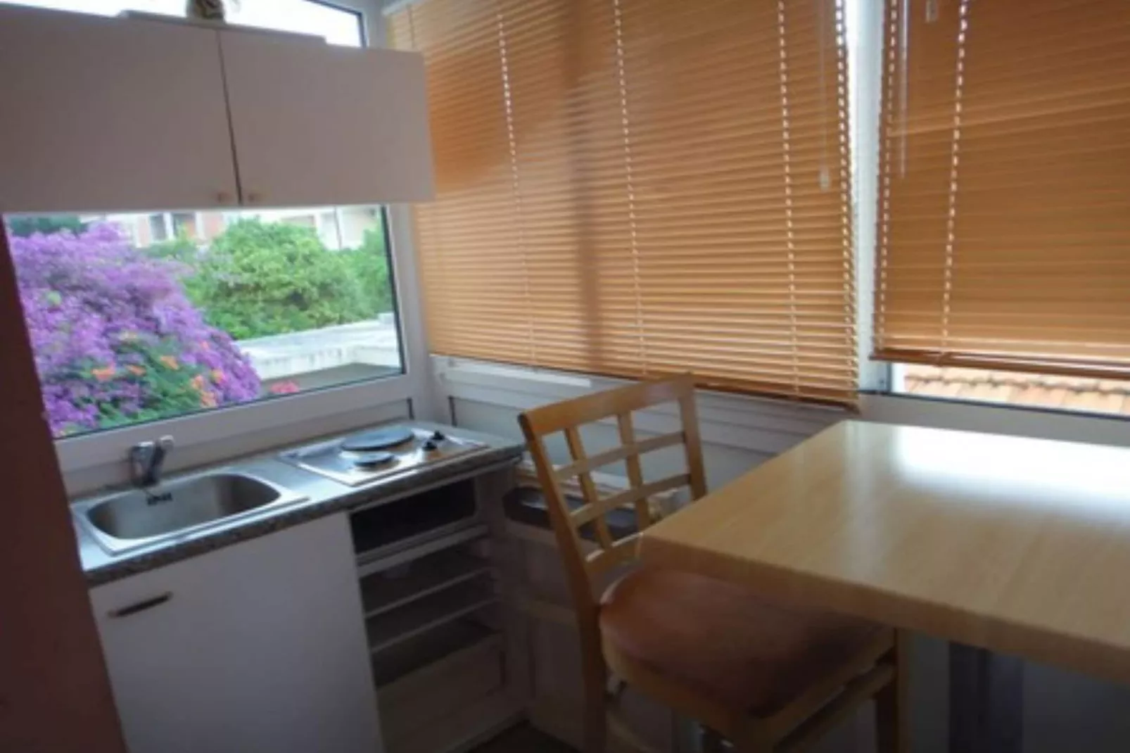 Seafront Apartments Pretner - Studio Apartment with Balcony and Sea View-Kitchen
