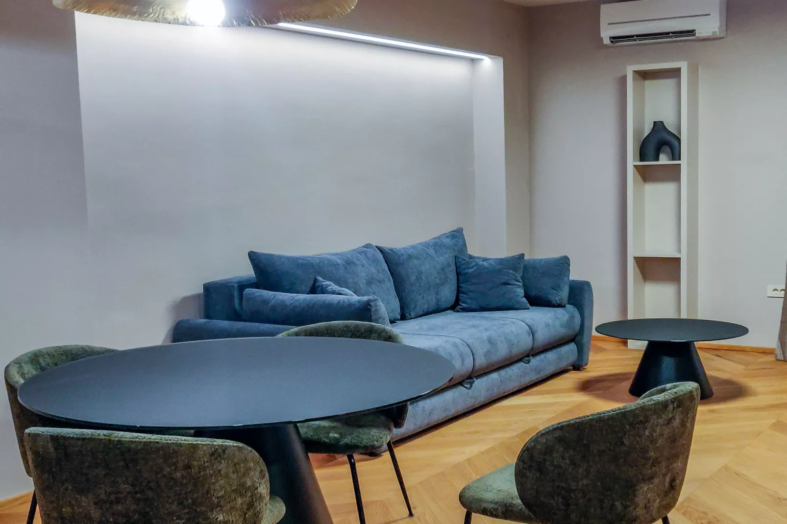 Downtown Zadar Stylish and Sophisticated Apartments - One Bedroom Apartment (owner 1-jednosobni)-Living room