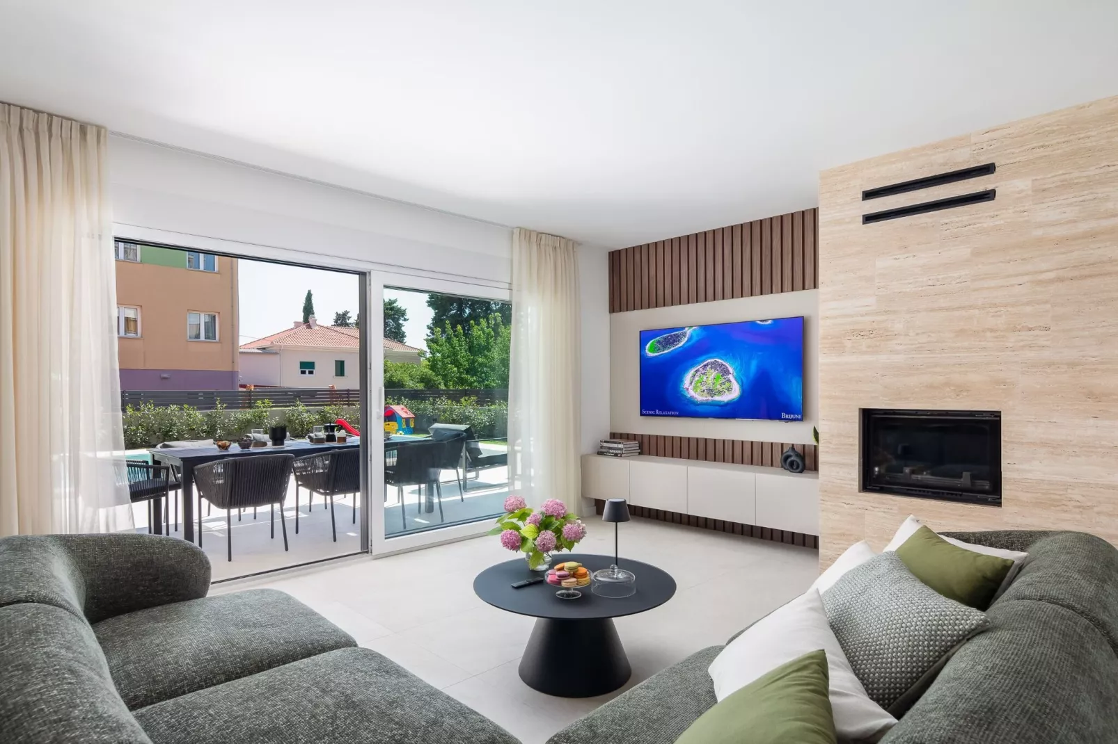Villa Prima Lux - Four Bedroom Villa with Pool-Living room