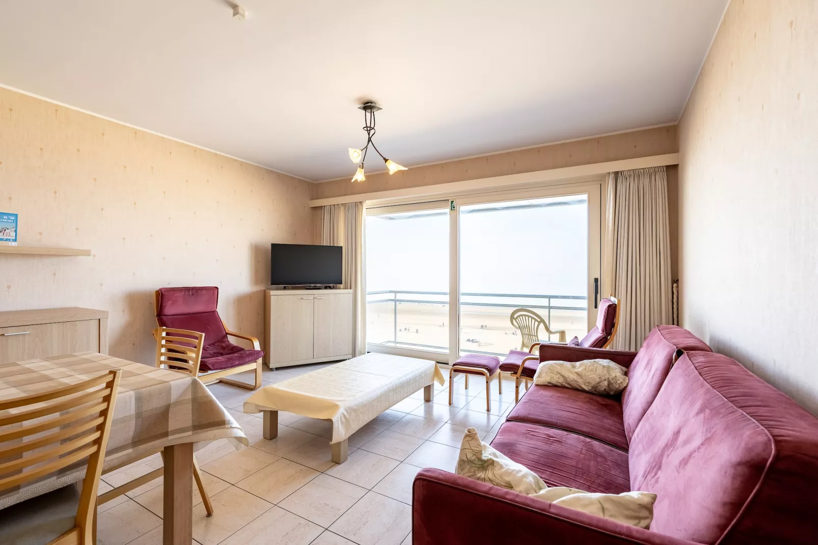 LECOMTE 5A-Living room