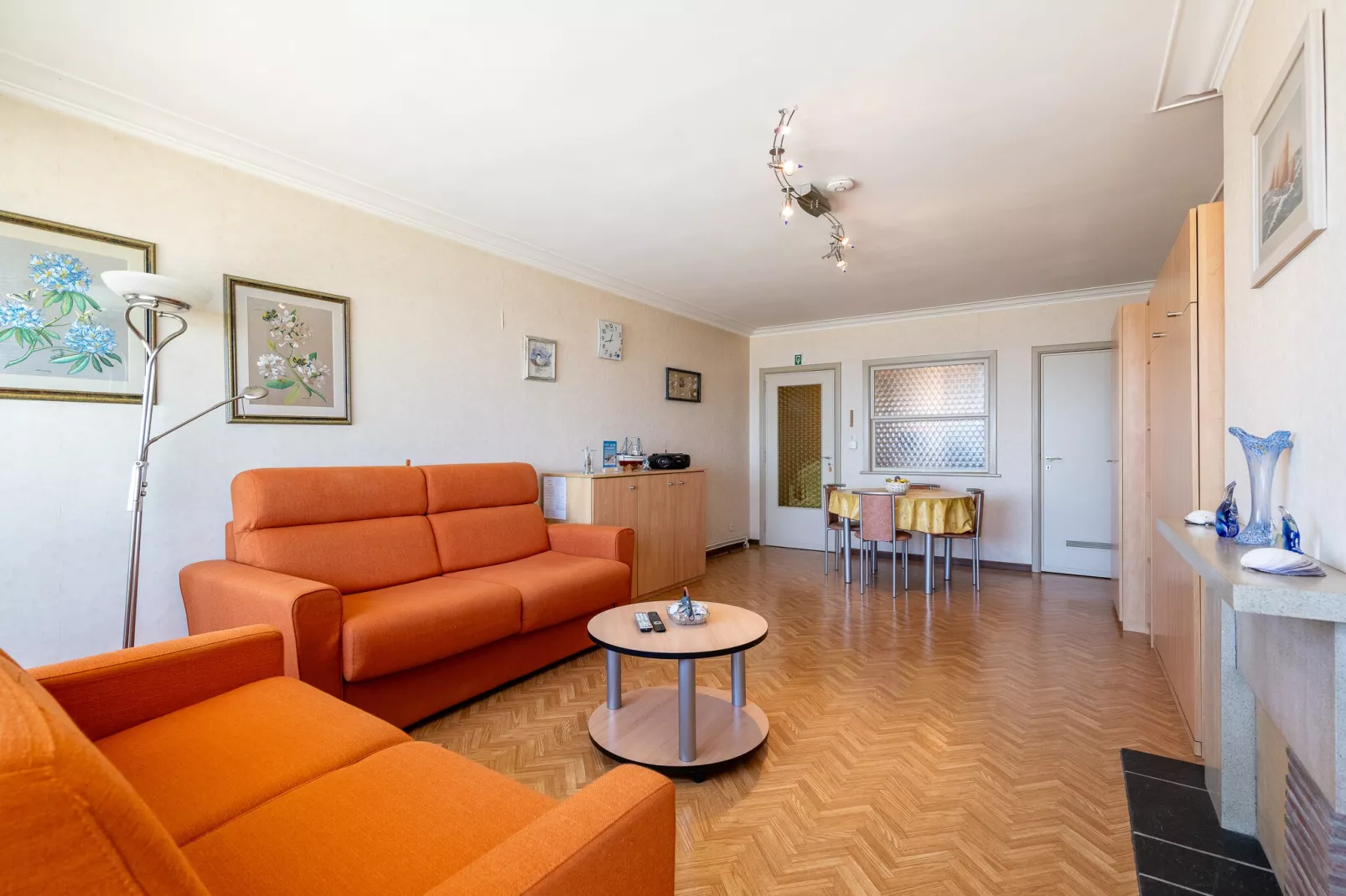 EXCELSIOR 56G-Living room