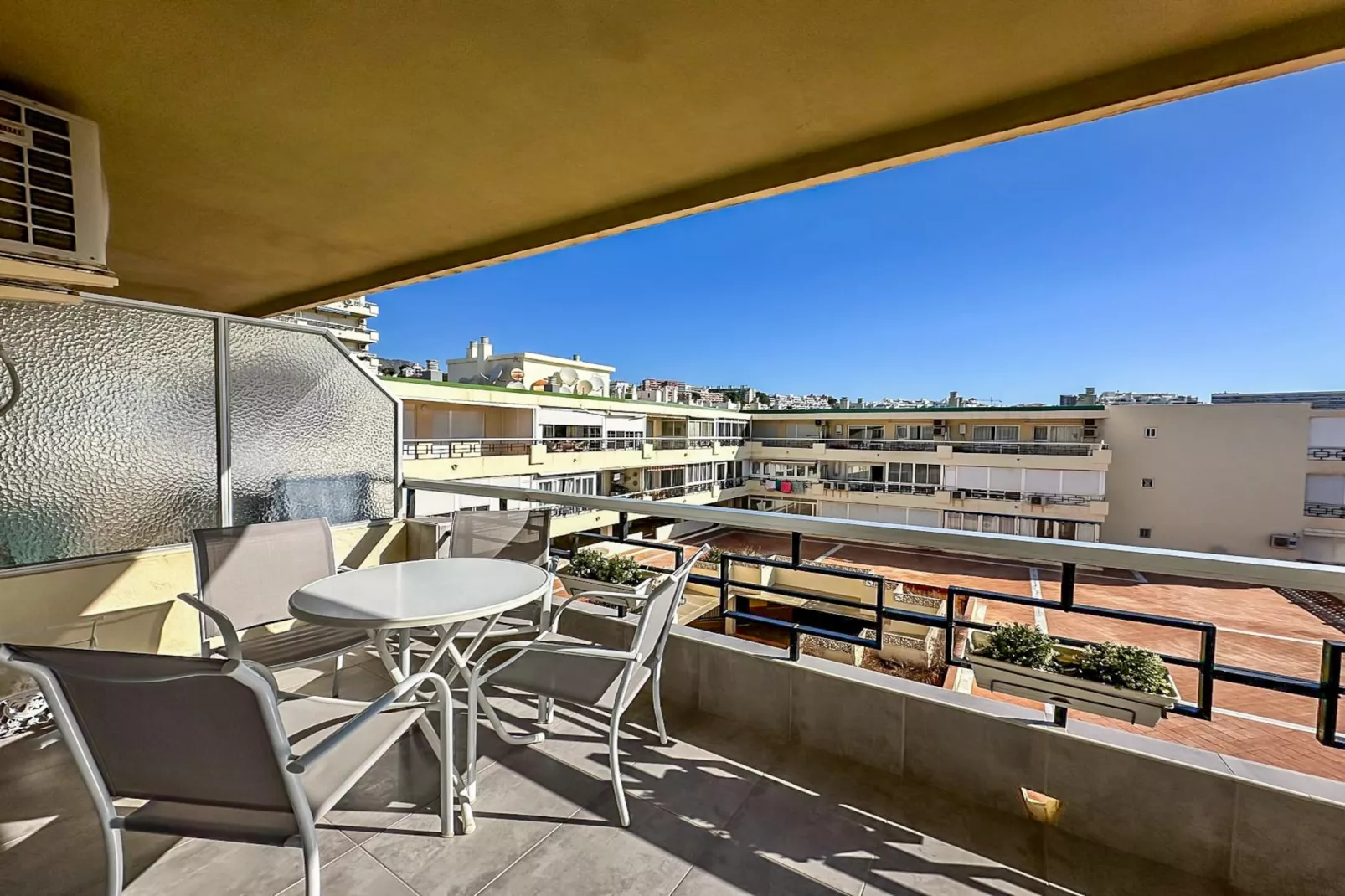 319 Núcleo de cristal-Terrasse/Balkon