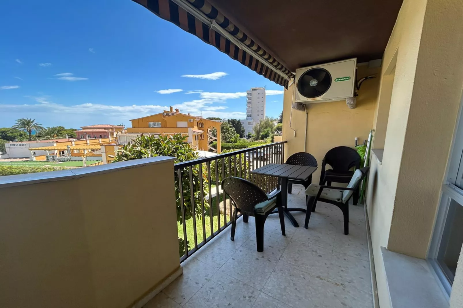 Don Gustavo-Terrace balcony