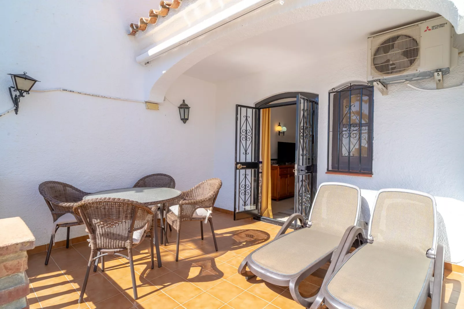 Hibiscos 36 San Juan de Capistrano by Casasol-Terrasse