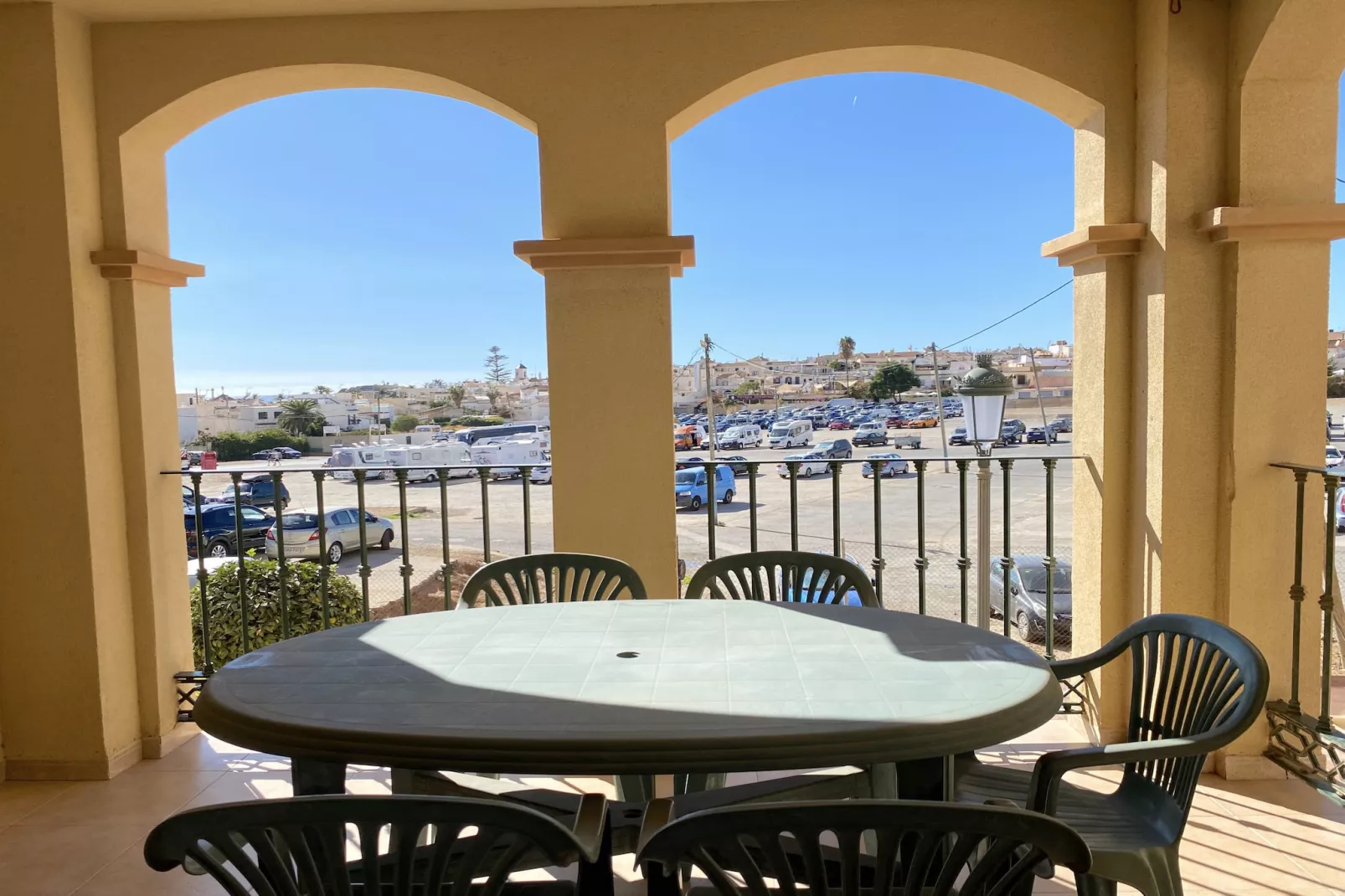 Milenio 1H Apartment by Casasol-Terrasse/Balkon