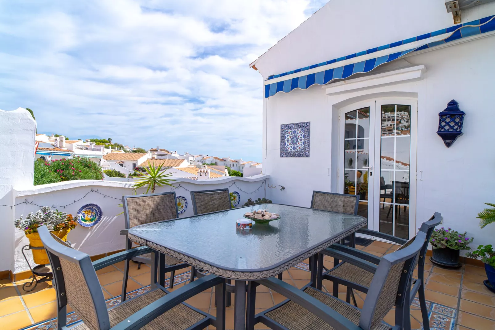 San Juan de Capistrano 74 by Casasol-Terrace
