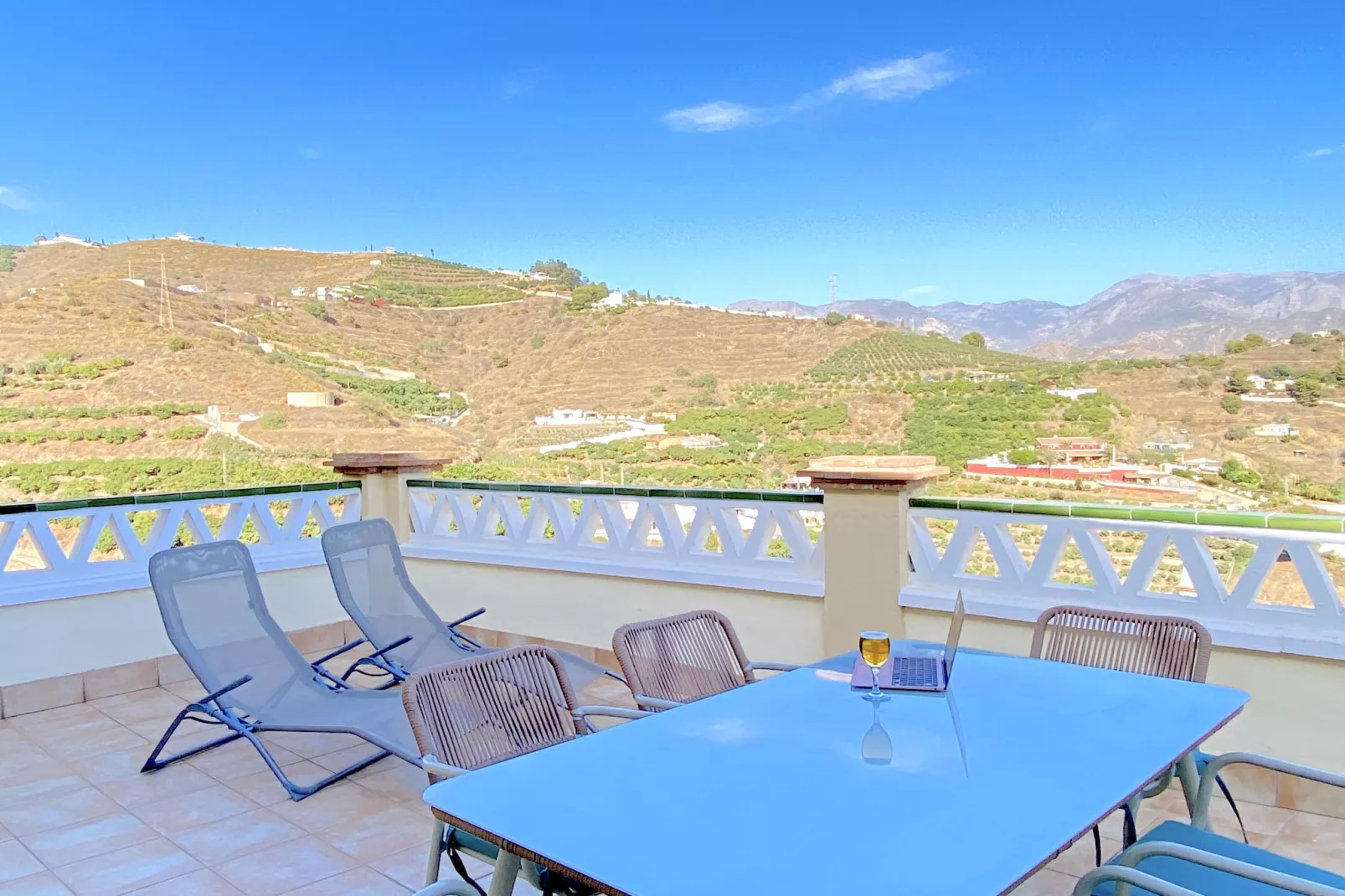 Tamango Hill Alcazaba A 1B by Casasol-Terrace