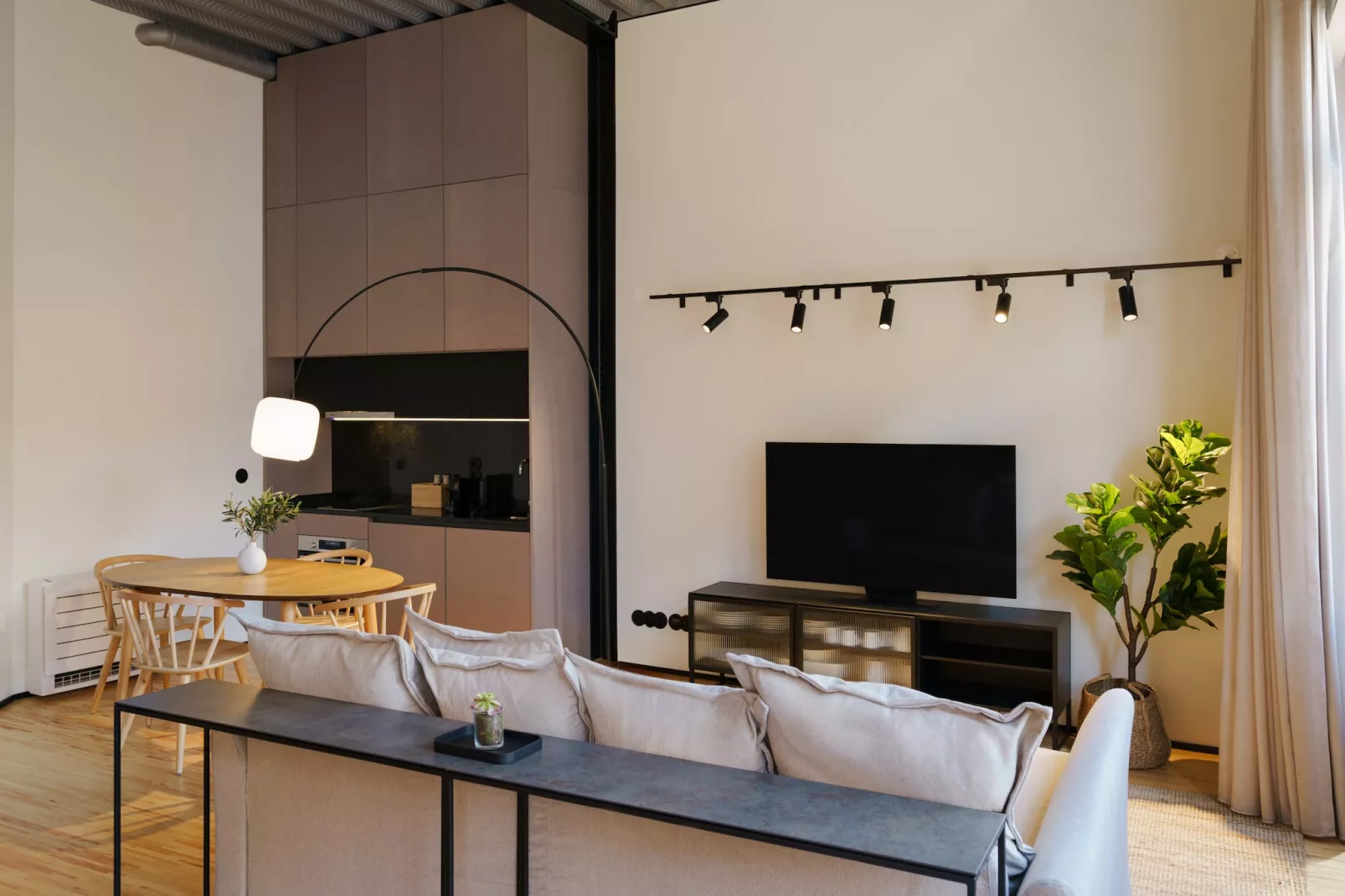 Feel Porto Matosinhos City Flat III-Wohnzimmer