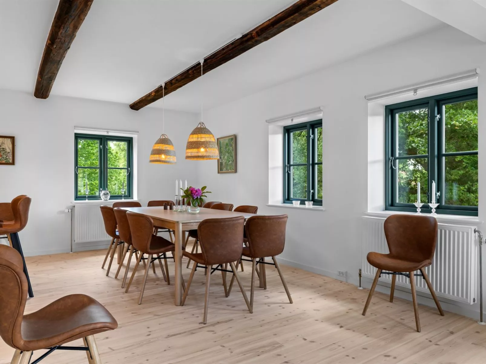 "Brun" - 1.5km from the sea-Dedans