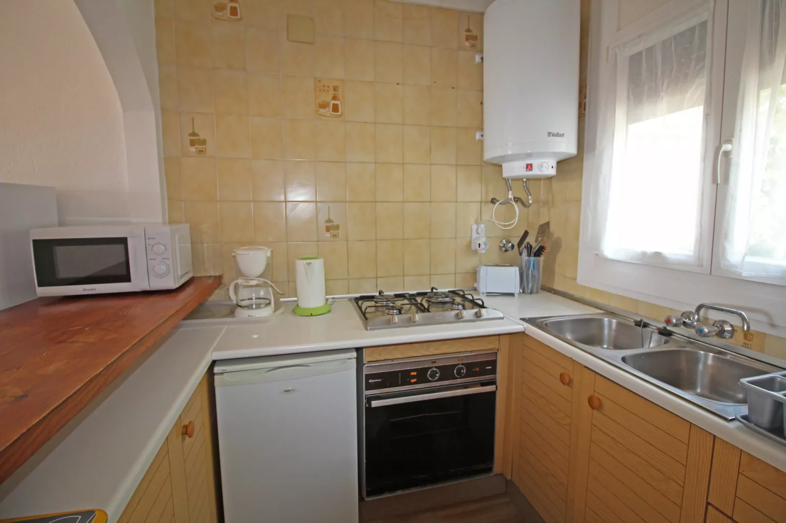 0169-P.SEGRE FIN CANAL 10 1º-Kitchen