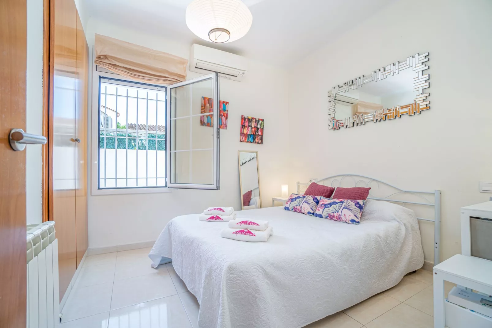 0080-ALBERES 165 A - Chambre