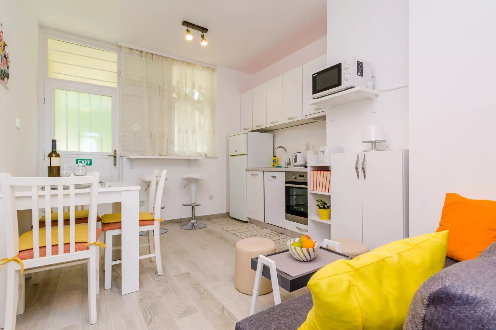 Apartment Petrana - Studio Apartment with Terrace-Living room