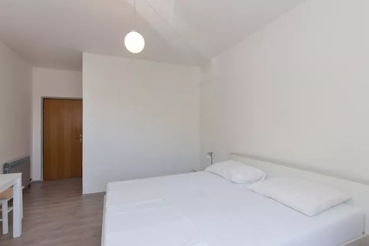 Rooms Villa Bašica - Comfort Double Room with Balcony and Sea View (Soba 3)-Bedroom