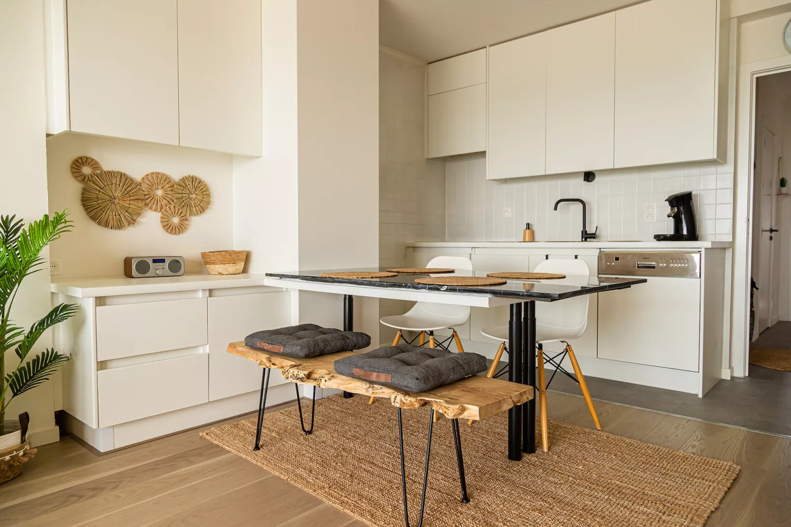 Nautilus 0903-Kitchen