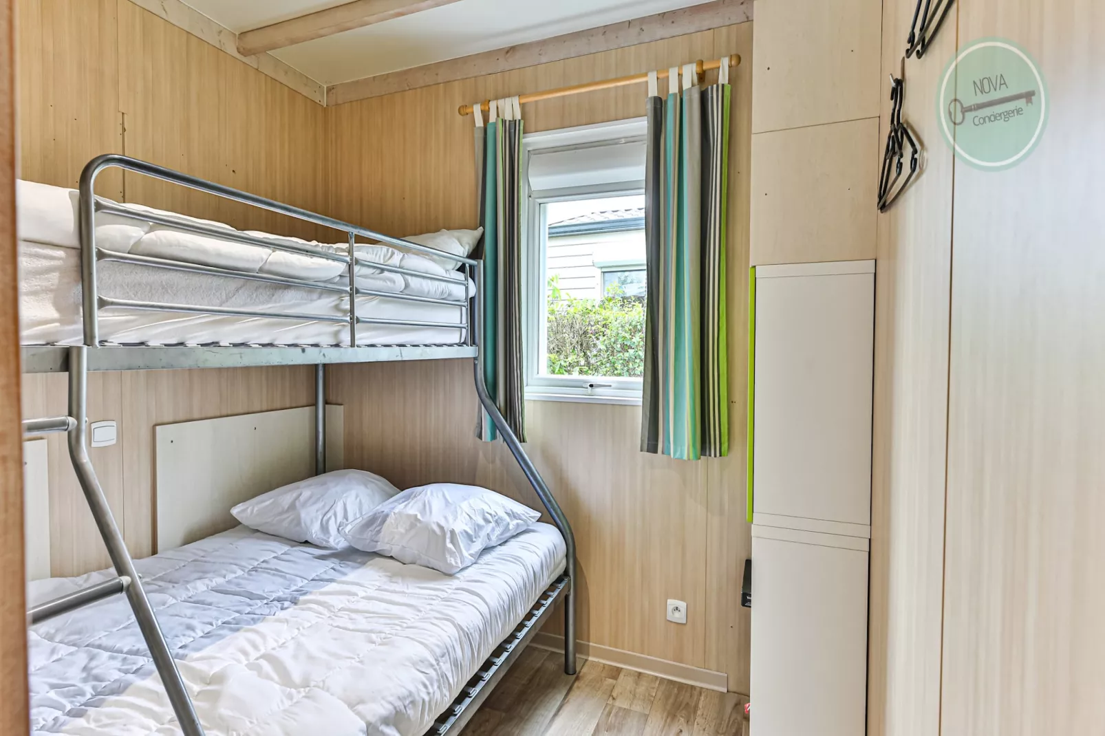 Chalet Village de la Mer-Bedroom