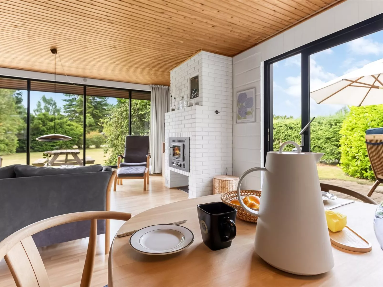 "Ognen" - 800m from the sea-Inside