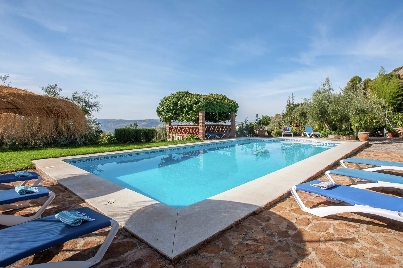 La Buhardilla-Swimming pool