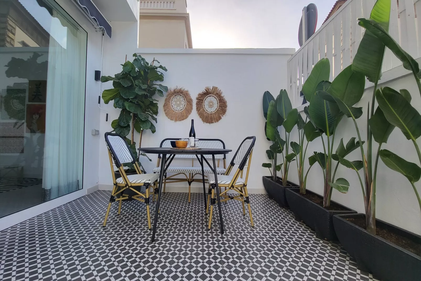 Cosmopolitan Design  By CanariasGetaway-Terrasse