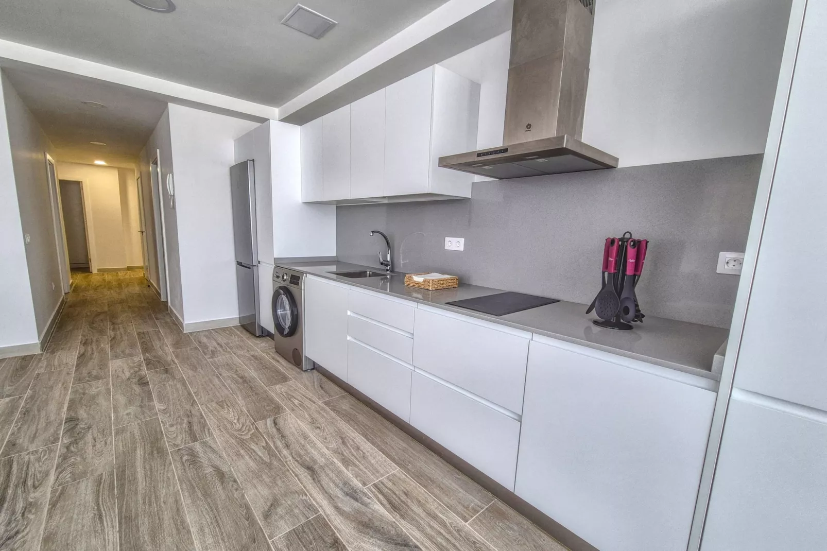 Yan Building 5B BY CanariasGetaway-Kitchen