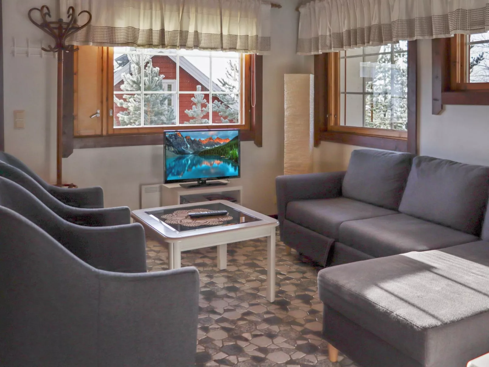 Mukalilla, paritalo sis loppusiivouksen-Inside