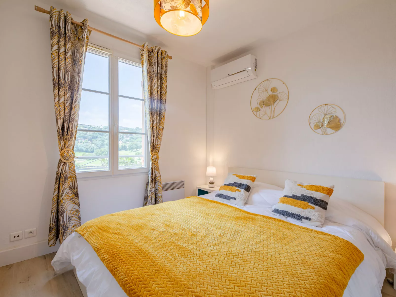 Les Bastides des Hauts du Golf-Dedans