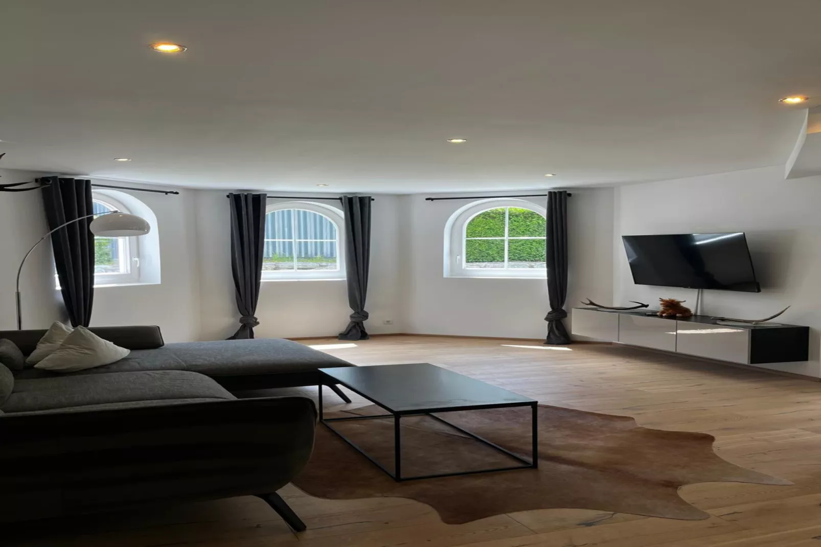 HoLaRi APP-Wohnzimmer