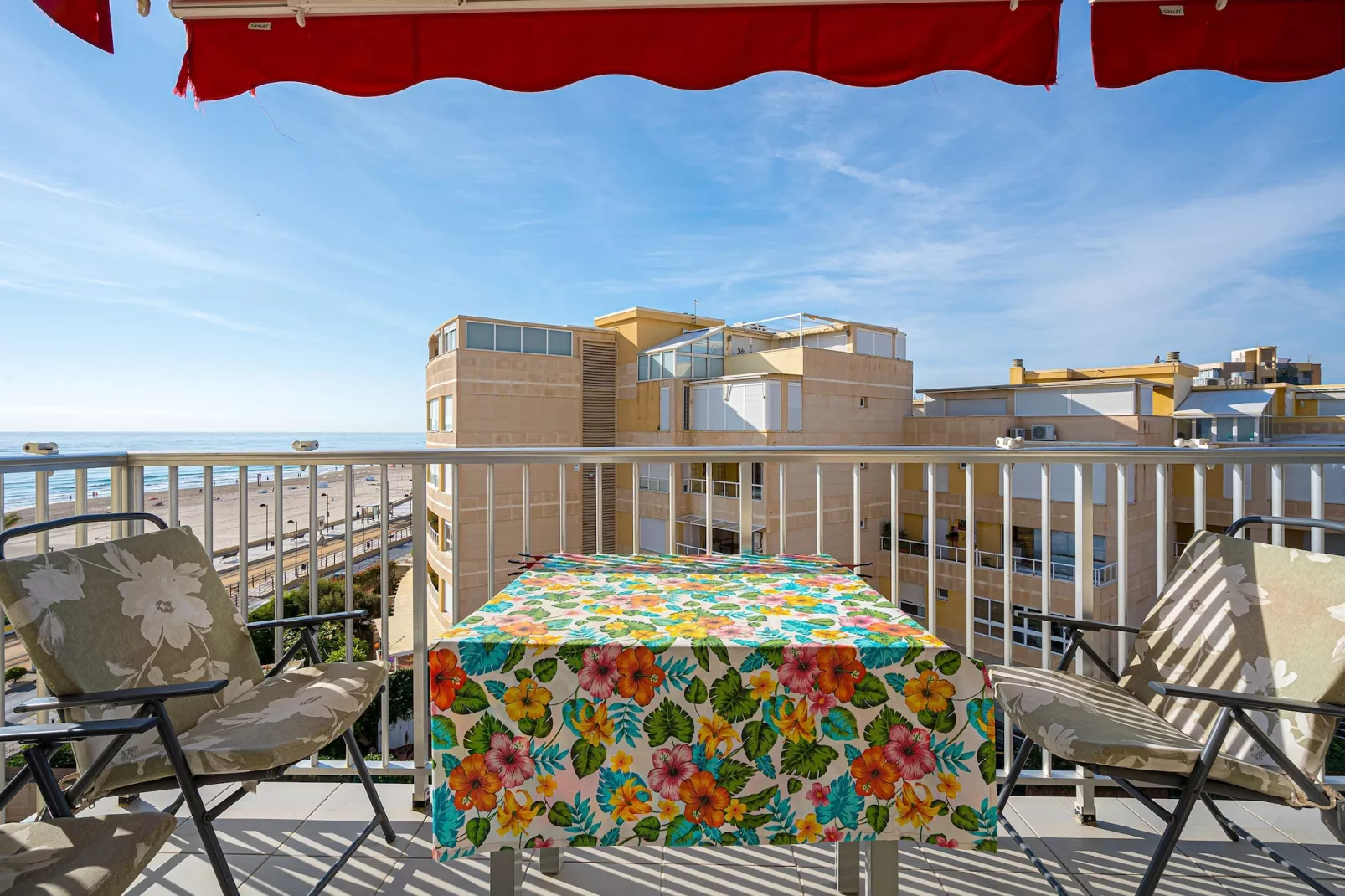 APARTAMENTO 1 LINEA-Terrasse/Balkon