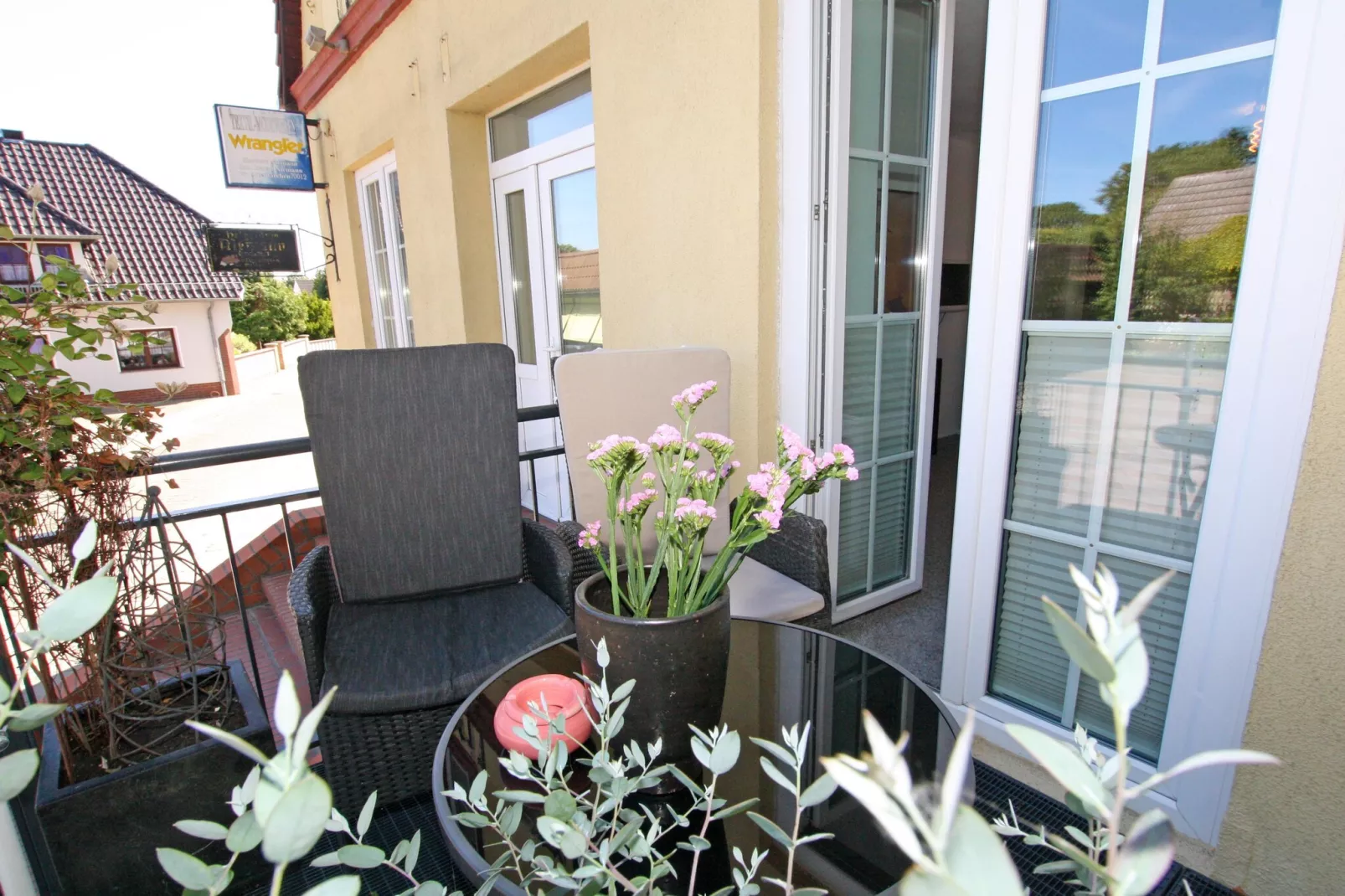 Appartement 2 P-Terrasse/Balkon