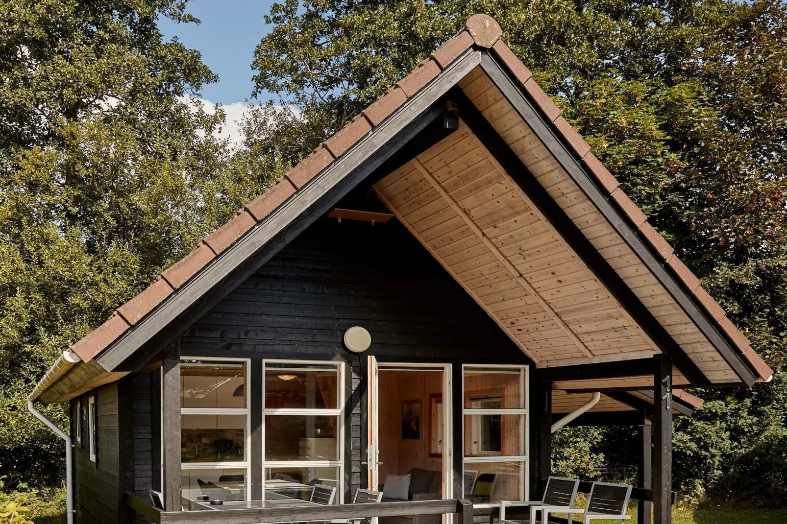 SCANDINAVIAN-Outdoor