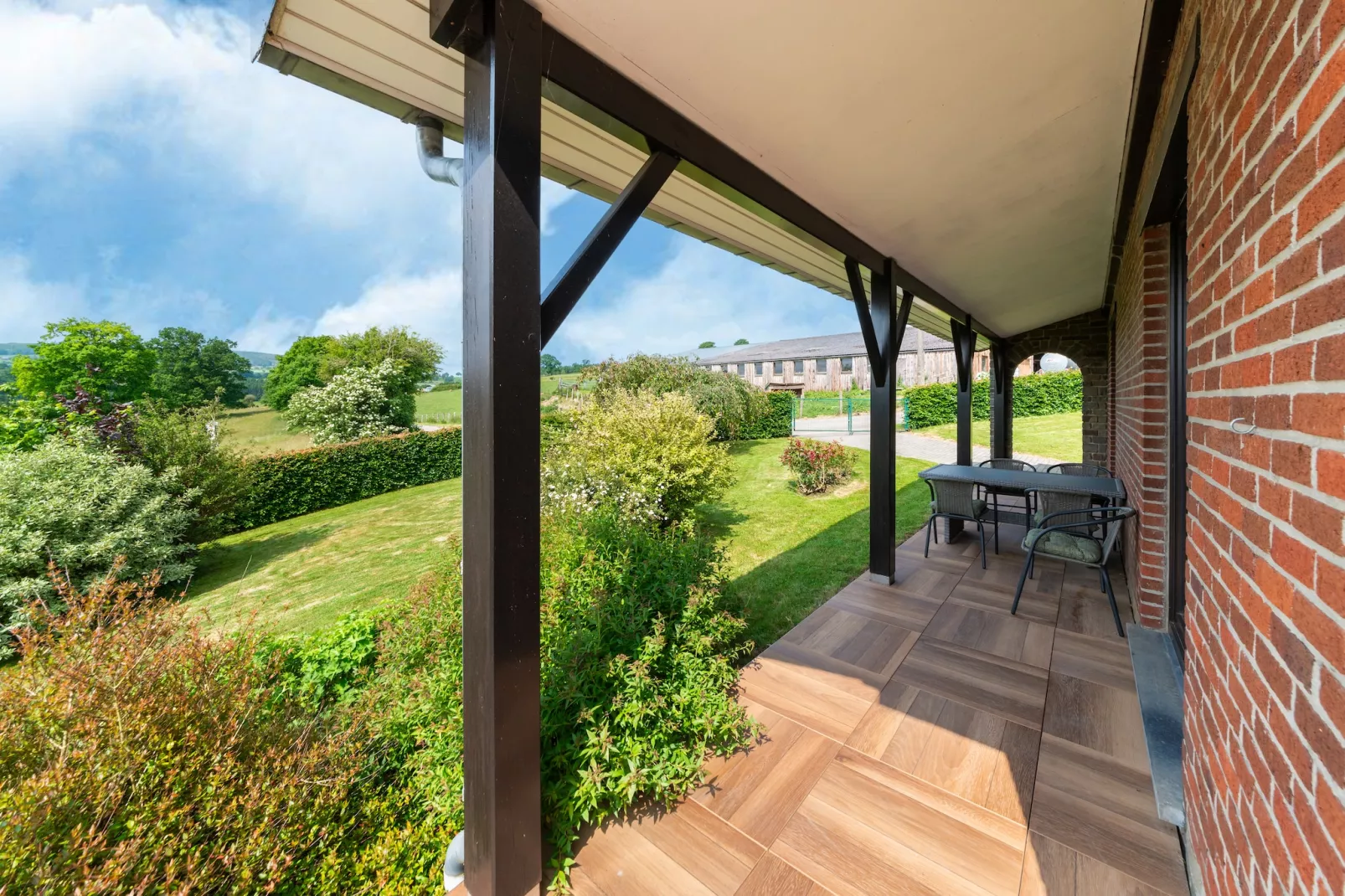 Gite Hierlot-Terrasse / balcon