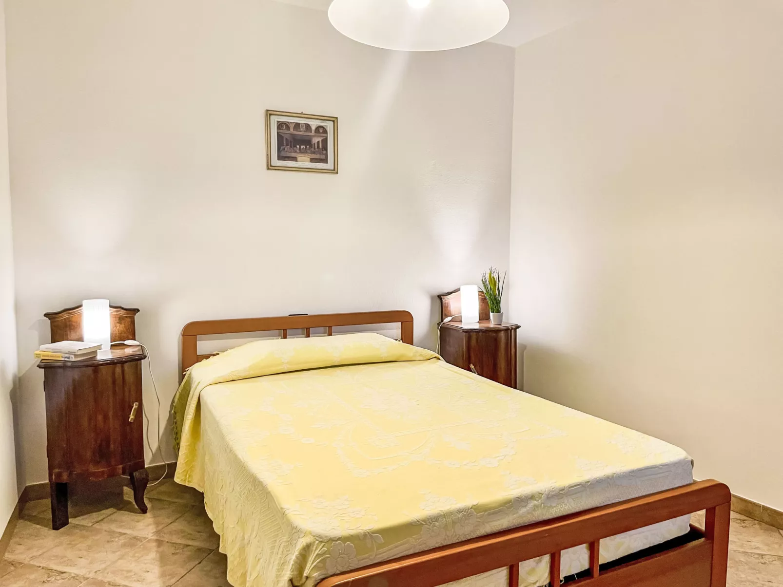 Castello-Inside